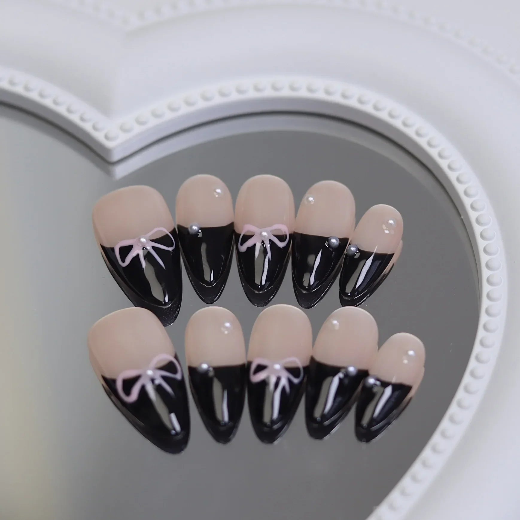 Almond Glitter Bowknot Press-On Nails