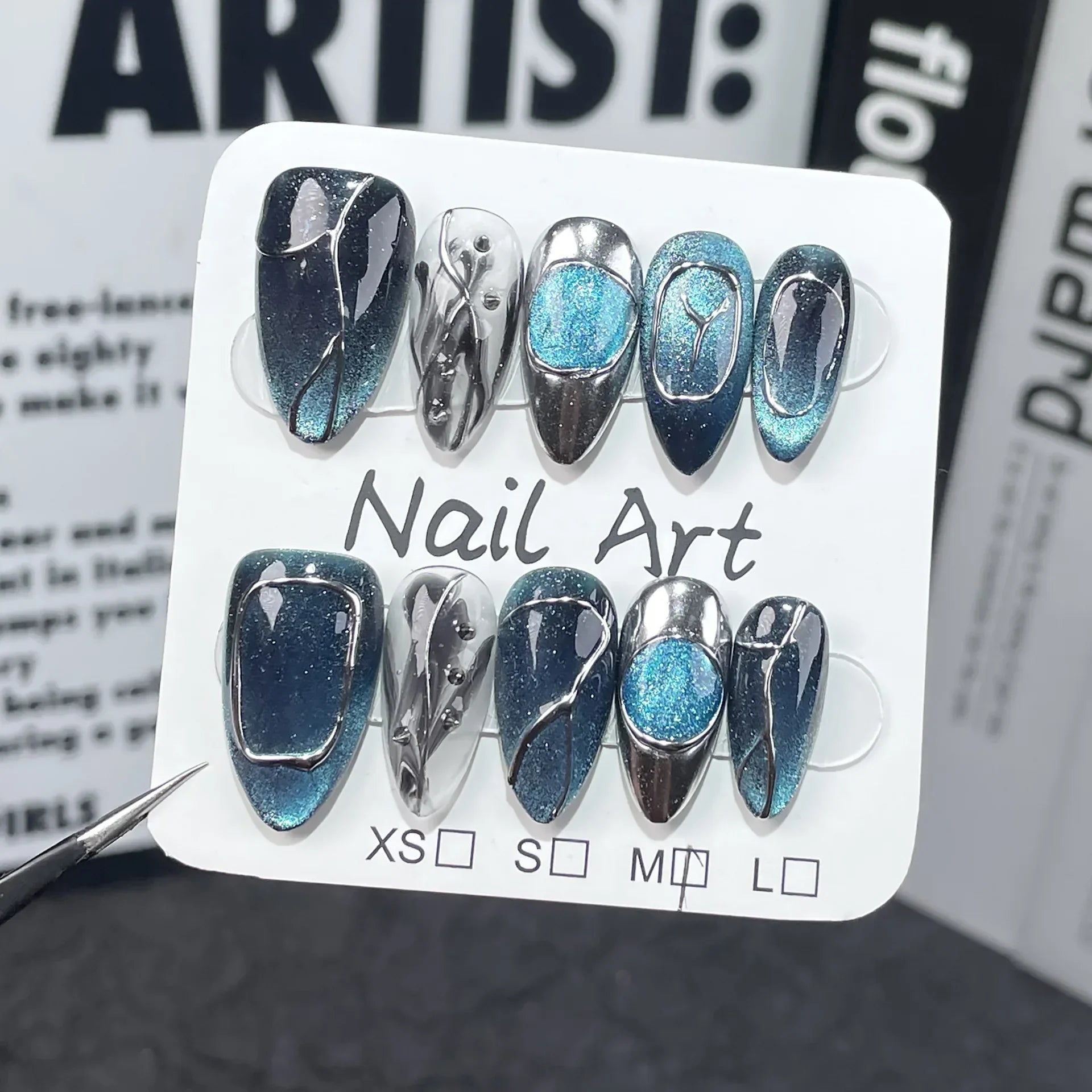 Eye Cat Almond Press-On Nails