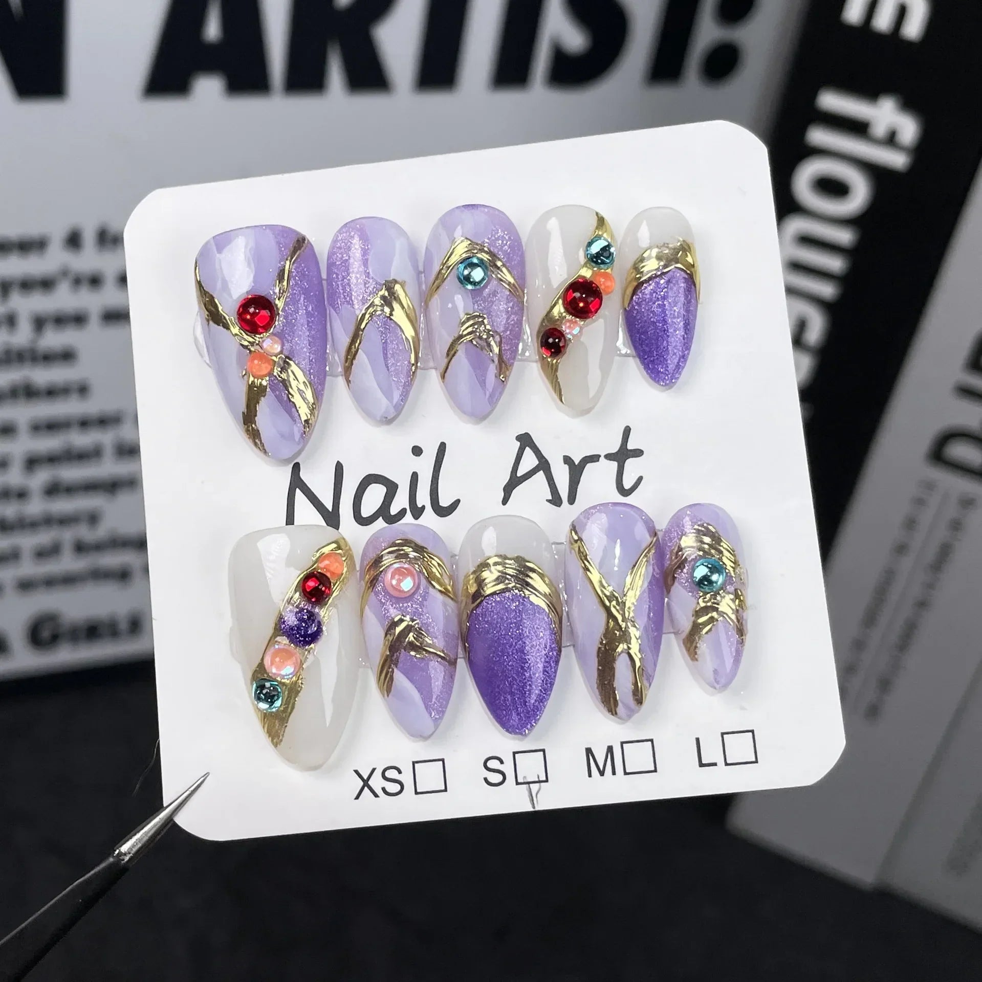 Eye Cat Almond Press-On Nails