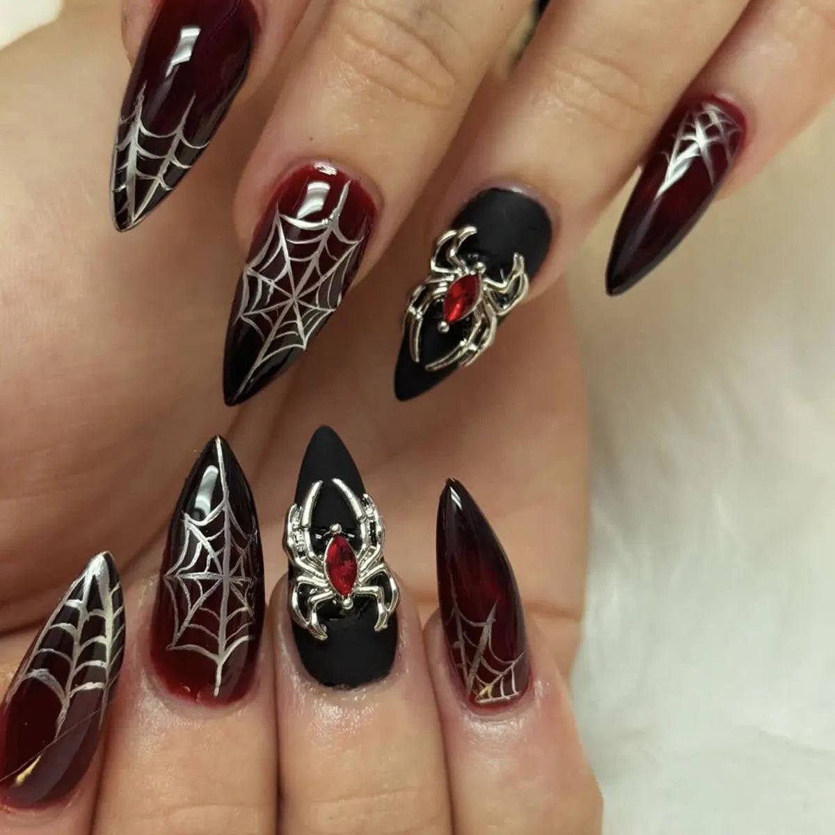 Qsezeny Glam Butterfly Press-On Nails