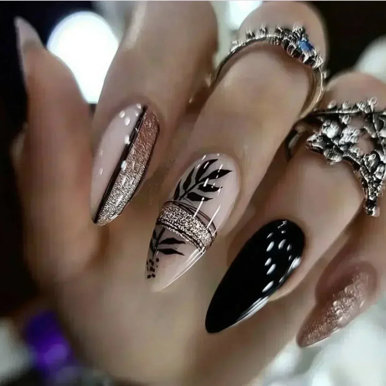 Stiletto Press-On Nails Set