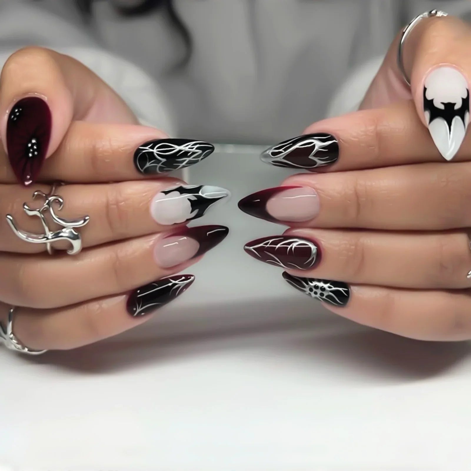 Y2K Star Press on Nails